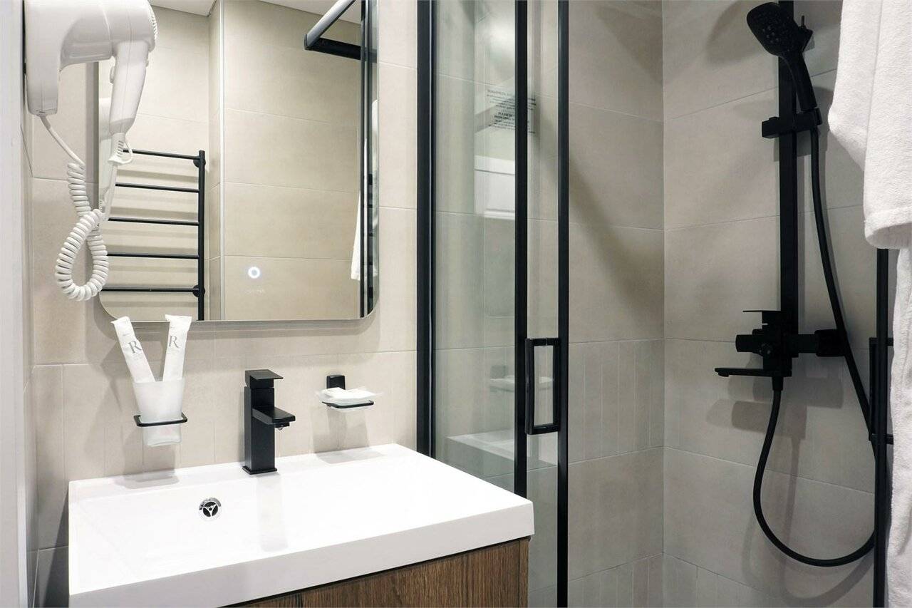 Фотографии номера 2-местный номер стандарт бизнес в Гостинице Салют Москва